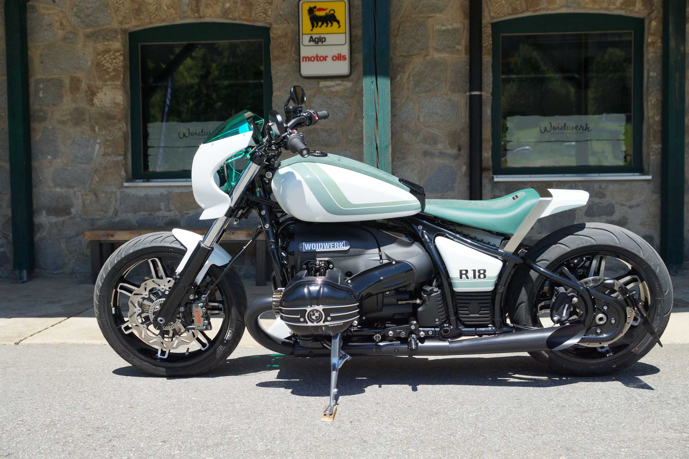 BMW Motorrad presents "The Speed Sisters" by [WOIDWERK].