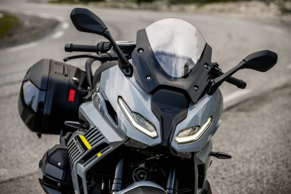 BMW R 1250 RT, Option 719 Blue planet metallic (09/2018)