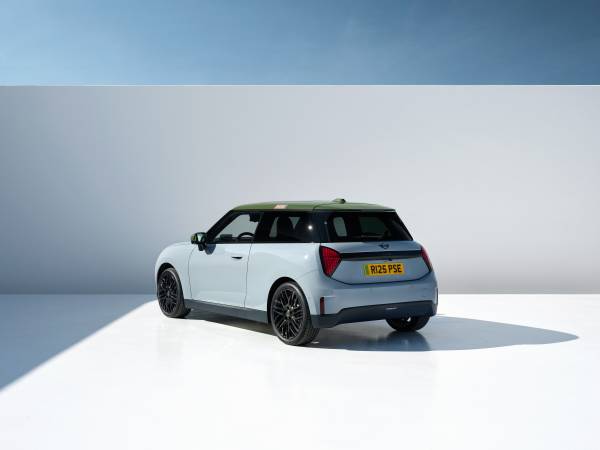 MINI 3-Door Hatch in Solaris Orange - Side View