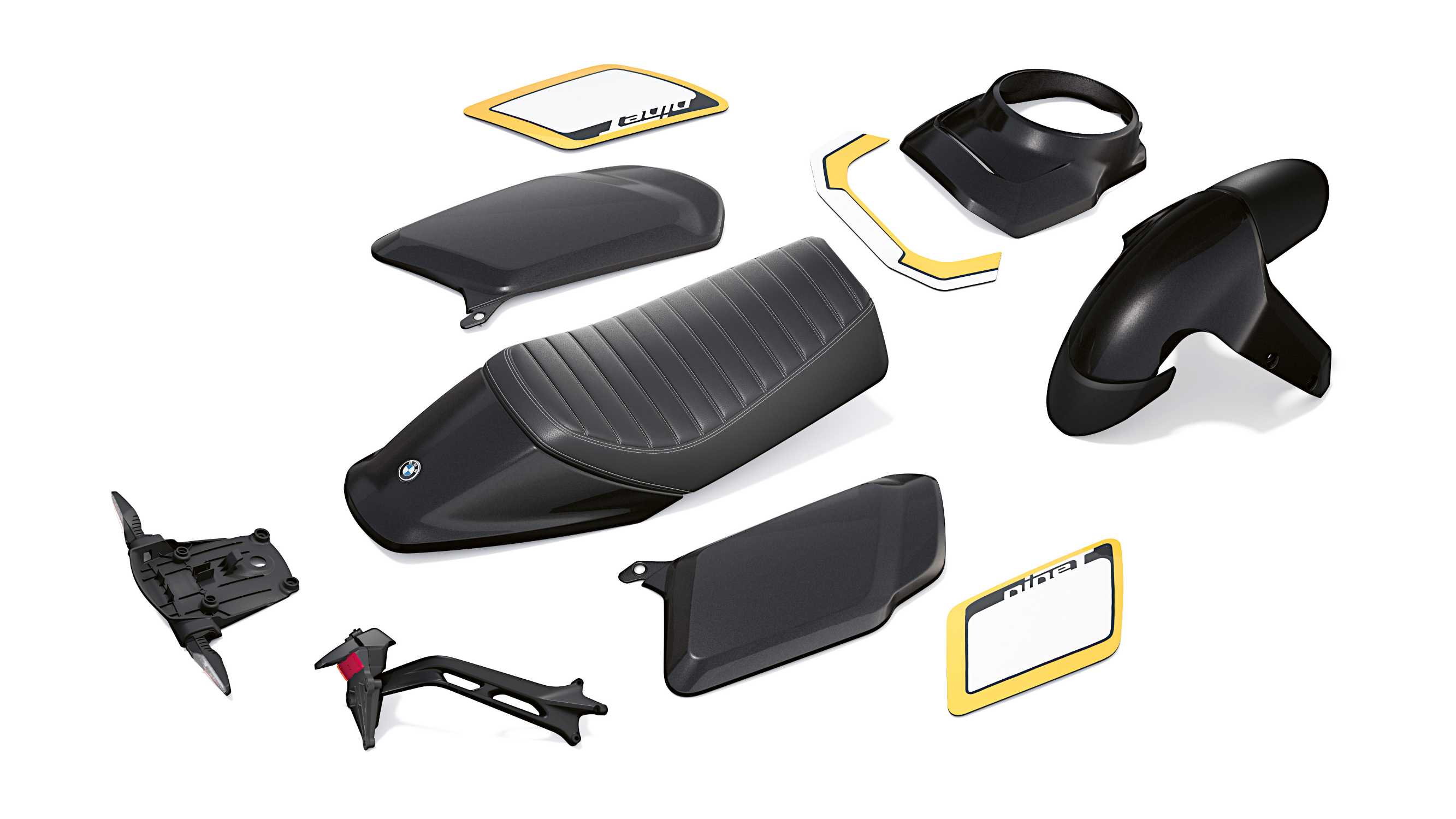 BMW Motorrad presents The Tracker accessories package for the BMW R 12 nineT. (08/2025)