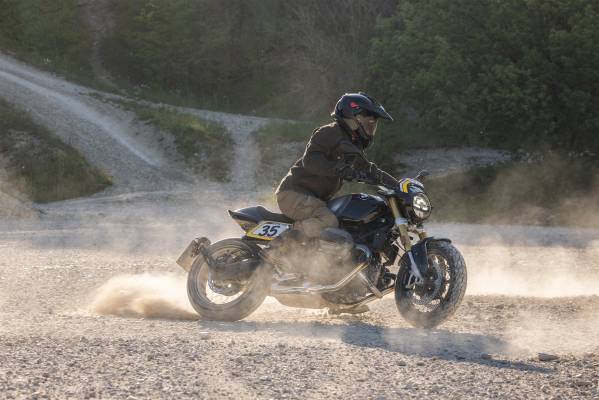 THE NEW BMW MOTORRAD NAVIGATOR II