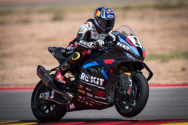 バイクウェア・装備 BMW Motorrad Streetguard2 BMW StreetGuard2 Suit | Motorcycle.com