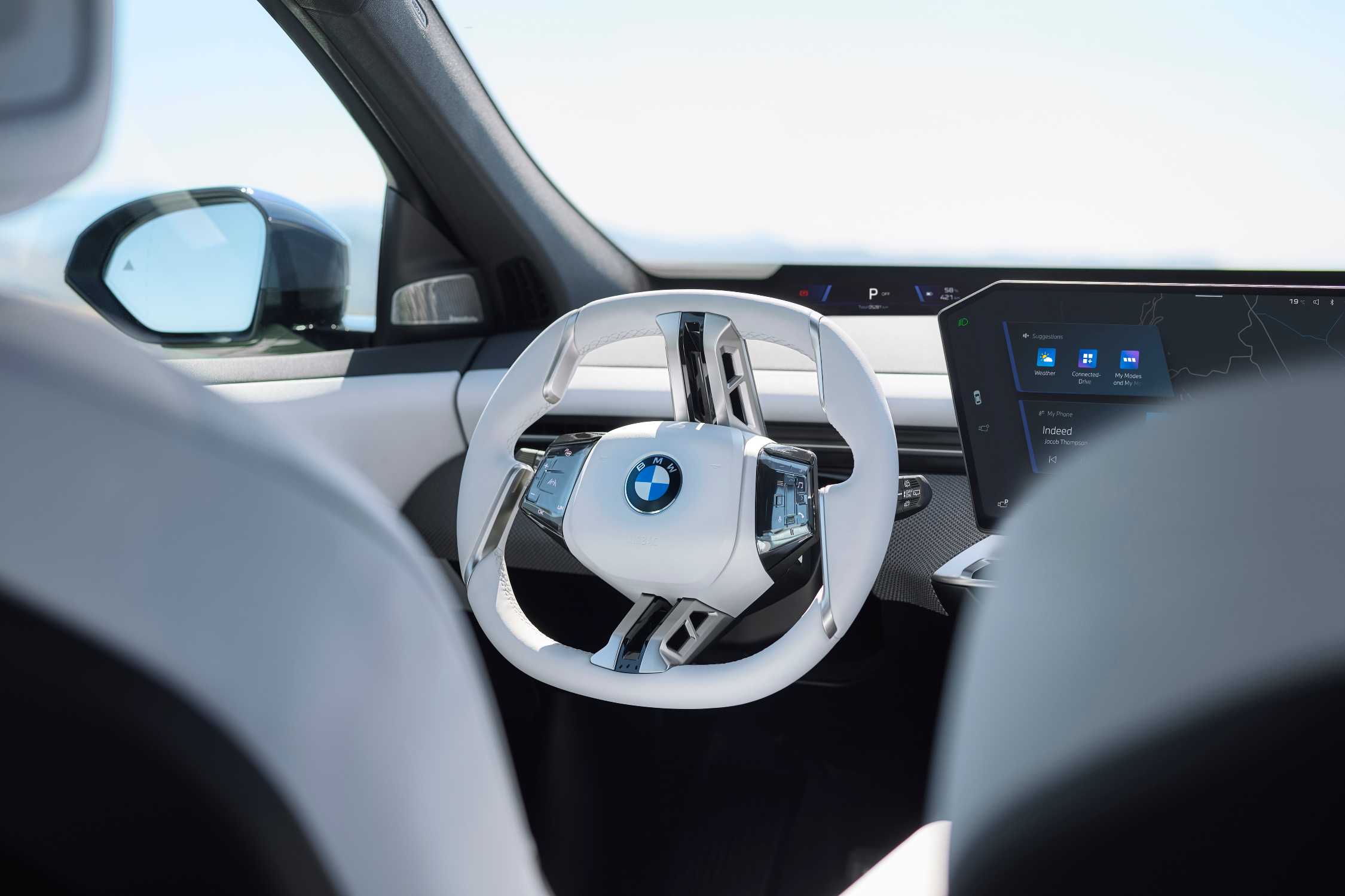 The new BMW iX3 50 xDrive (09/2025).