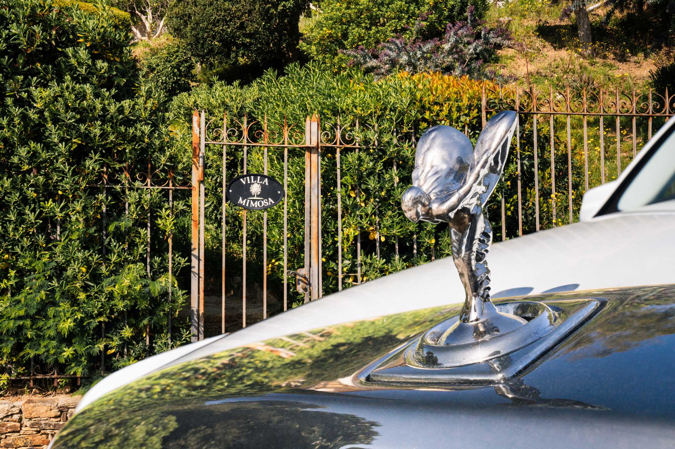 PHANTOM AT 100: ROLLS-ROYCE REFLECTS ON PLACES AND MOMENTS THAT SHAPED PHANTOM'S FIRST CENTURY