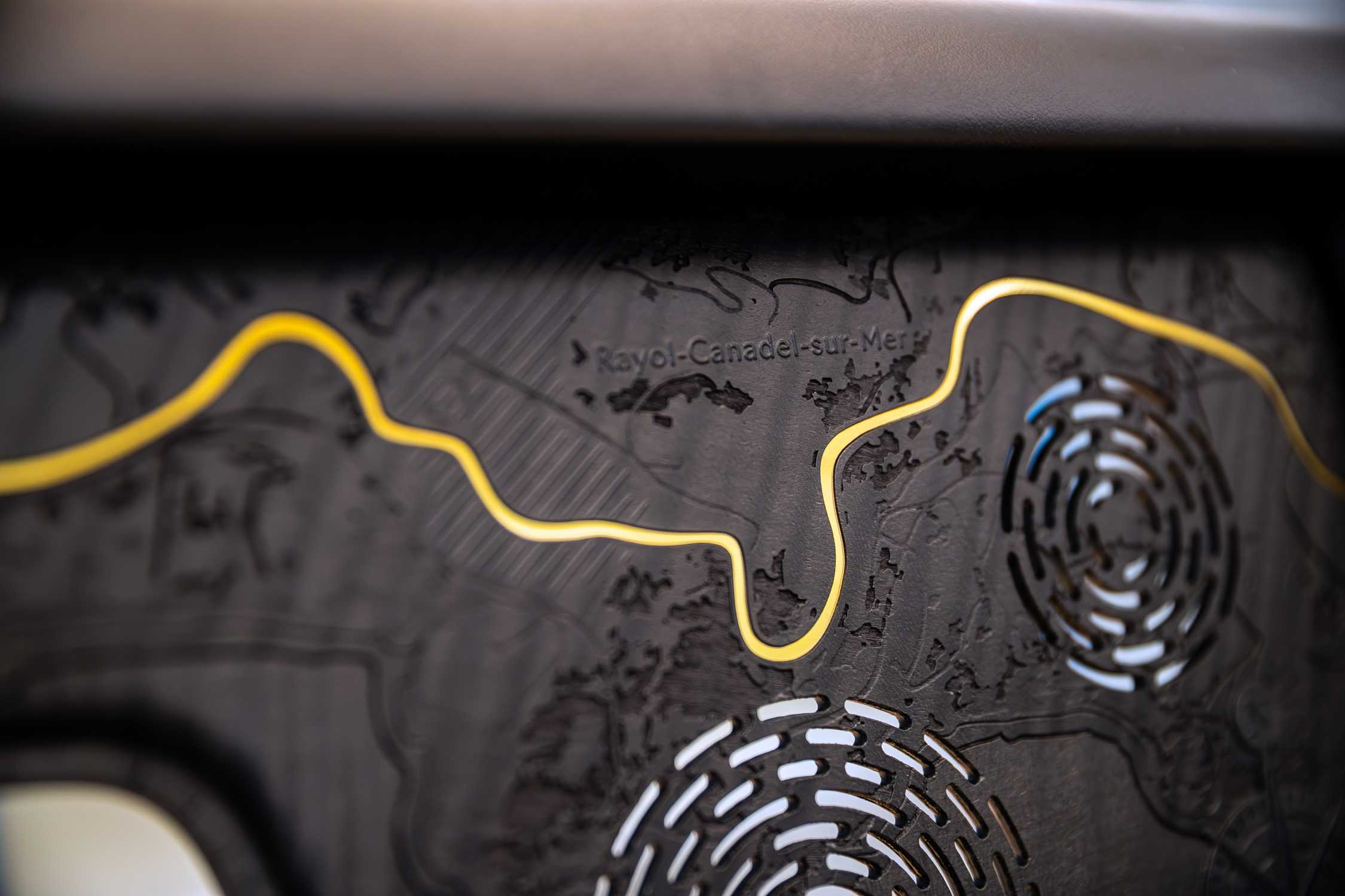 ROLLS-ROYCE REVEALS THE MOST INTRICATE WOODWORK IN ITS HISTORY