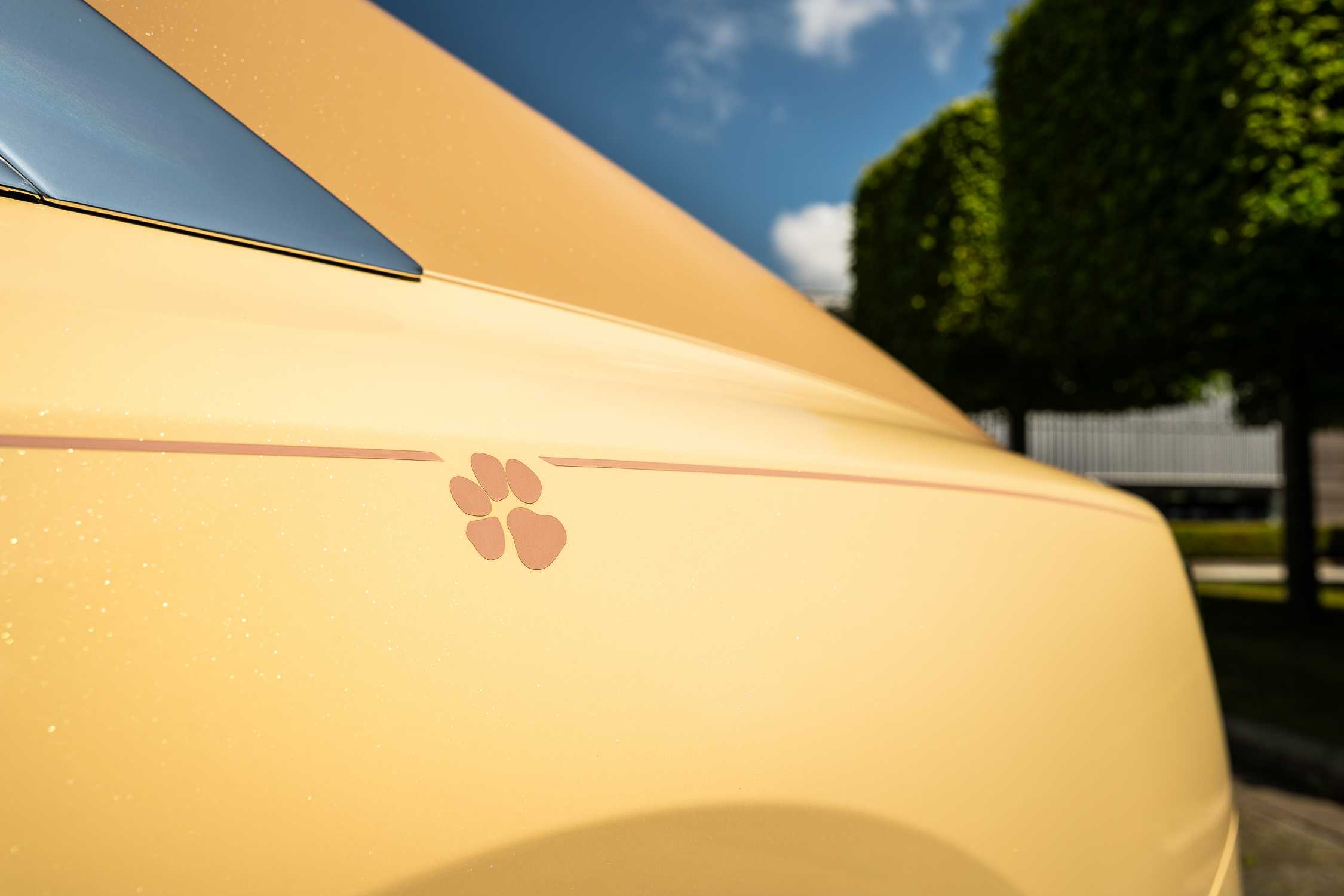 ROLLS-ROYCE SPECTRE BAILEY - COACHLINE MOTIF