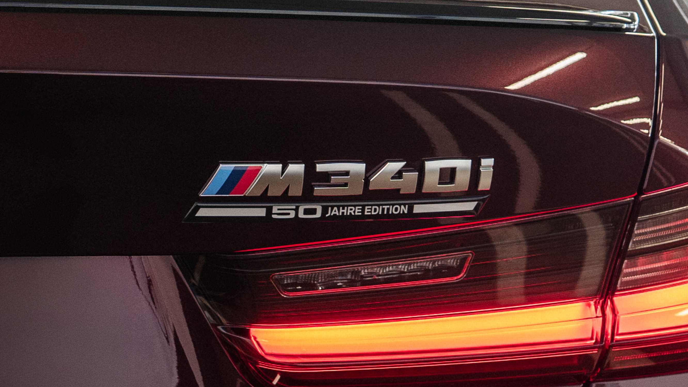 2026 BMW M340i xDrive 50 Jahre Edition. (10/2025)