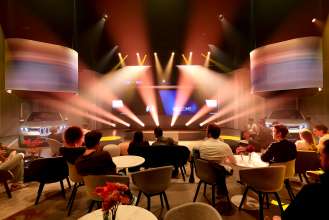 BMW iX3 exclusive preview (10/2025)