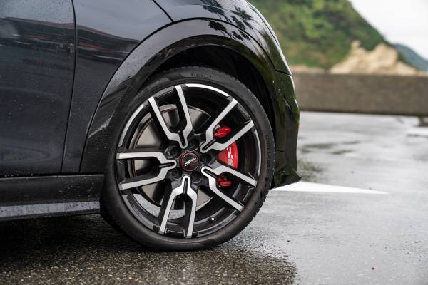 3D printed window guide rail BMW i8 Roadster (11/2018)