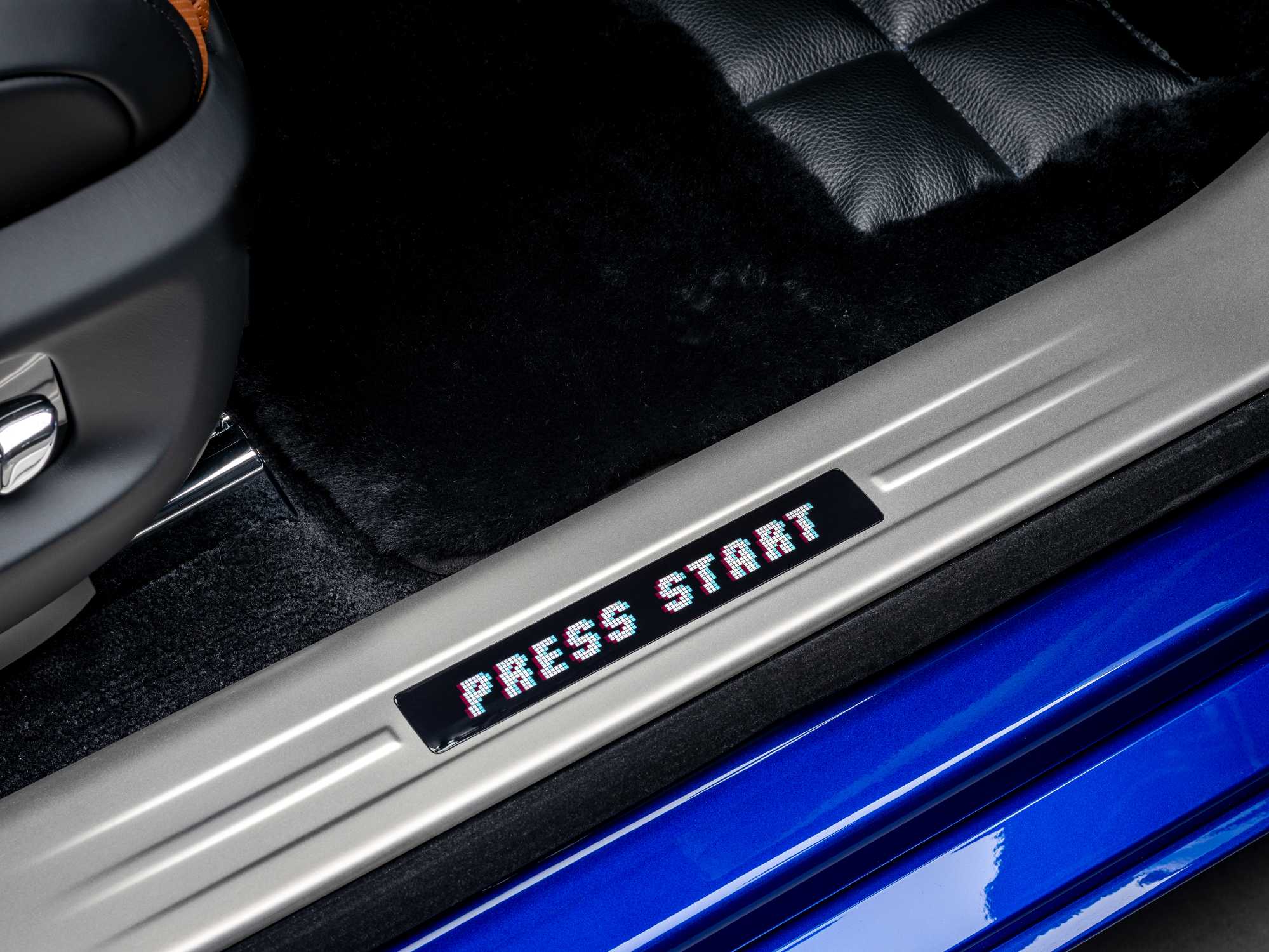 BLACK BADGE GHOST GAMER: INSPIRED BY THE GOLDEN AGE OF ARCADE GAMES