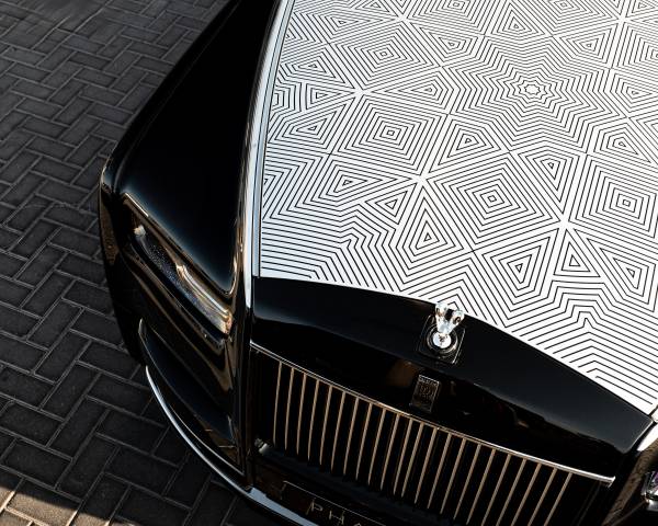 Rolls-Royce Motor Cars PressClub · Articles.