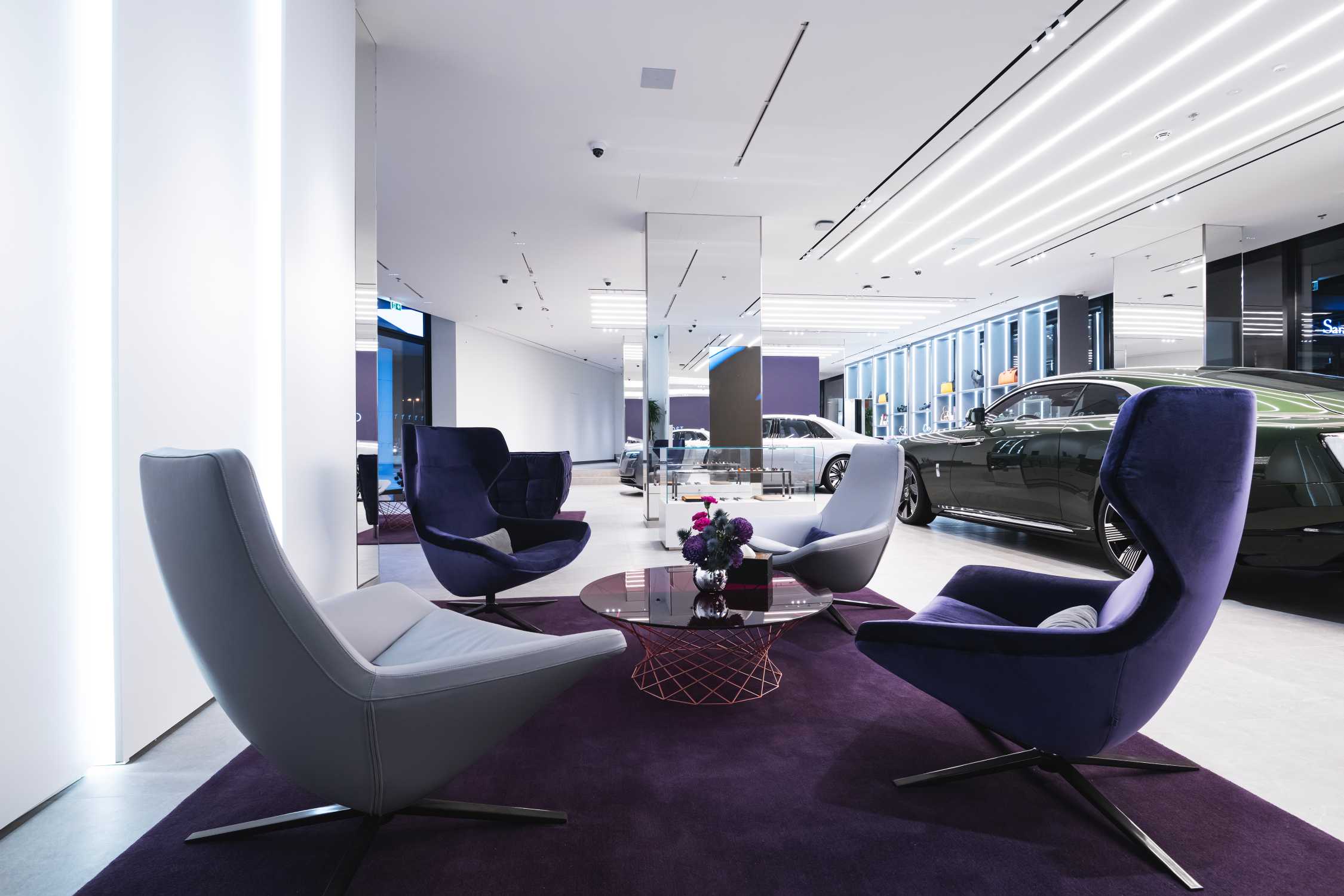ROLLS-ROYCE MOTOR CARS DUBAI CITY WALK OPENS NEW LUXURY SHOWROOM