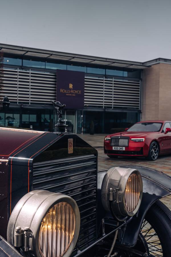 SIR HENRY ROYCE WITH AN EXPERIMENTAL ROLLS-ROYCE CAR, 6EX SIR HENRY ROYCE WITH AN EXPERIMENTAL ROLLS-ROYCE CAR, 6EX