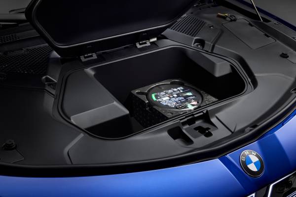 The all-new BMW M4 Competition Coupé with M xDrive (04/2021)