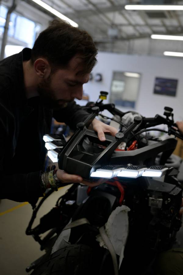 BMW Motorrad Rider's Equipment Ride 2014, NeonShell jacket (11/2013)