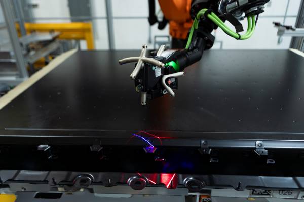 High-Voltage Battery Assembly at BMW Group Plant Woodruff. (07/2026)