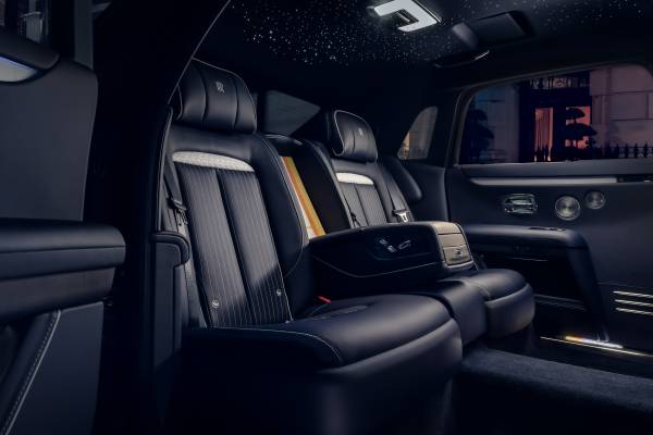 ROLLS-ROYCE GHOST SAVILE ROW: A CELEBRATION OF BESPOKE TAILORING AND PERSONAL STYLE