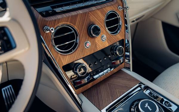 ROLLS-ROYCE CULLINAN BOHEMIAN SUNSET