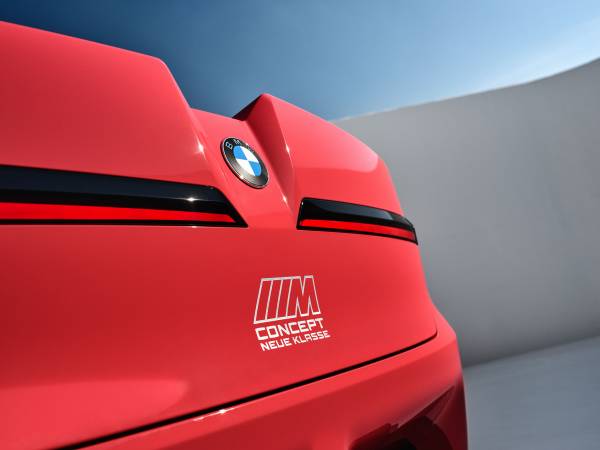 BMW M Concept Neue Klasse - Daylight