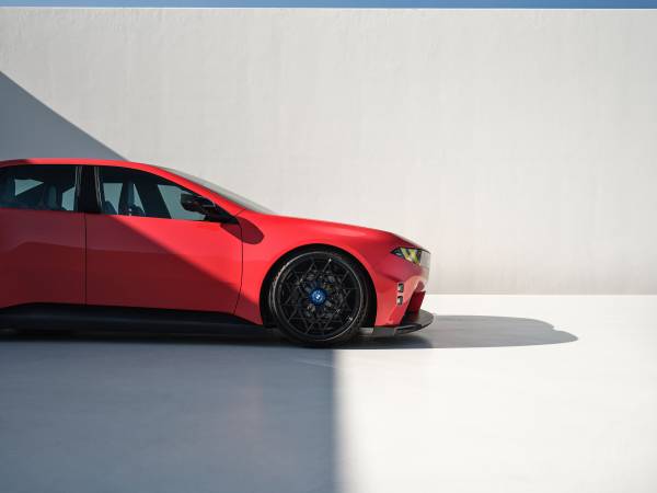 BMW M Concept Neue Klasse - Daylight