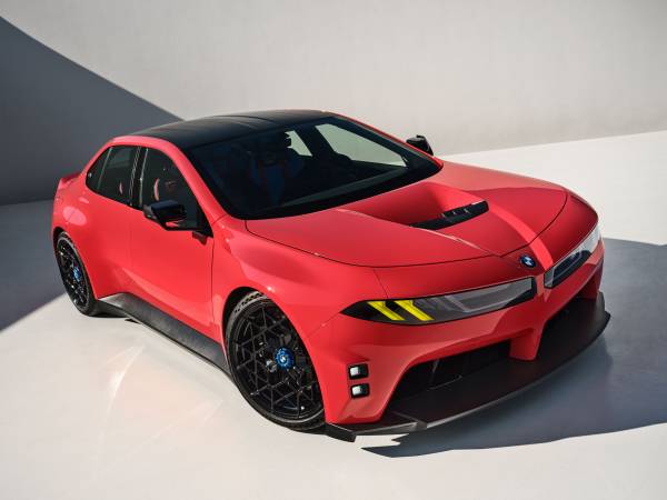 BMW M Concept Neue Klasse - Daylight