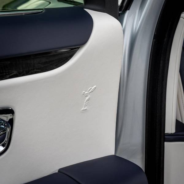 ROLLS-ROYCE GHOST EXTENDED: NOOSA COLLECTION SERIES #1 - COMMISSIONED TO REFLECT THE JOURNEY FROM BRISBANE TO THE HEAVENLY COASTLINE OF NOOSA