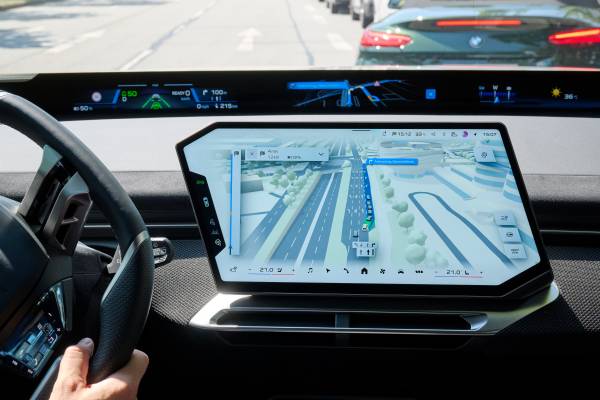 BMW Maps with Driver Assistance