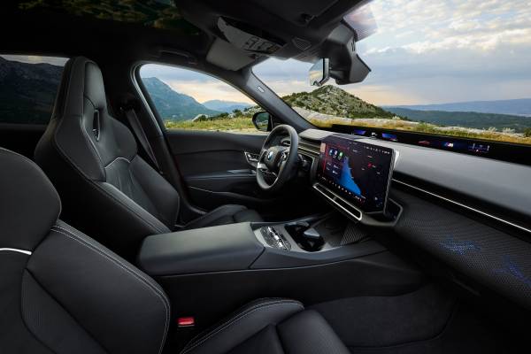 高品質　クロムダイオプサイト　オールドストック　ブラジル産　ピクチャーエメラルド The new BMW 640i Gran Coupe, Exterior: BMW Individual matt finish