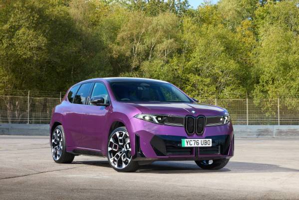 BMW iX3 40 - UK Images