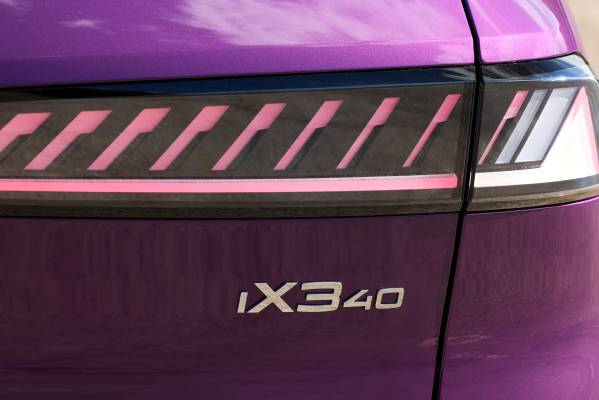 BMW iX3 40 - UK Images