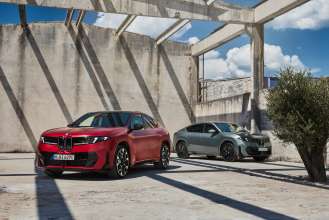 BMW iX4 - Highlight Shots (10/26)