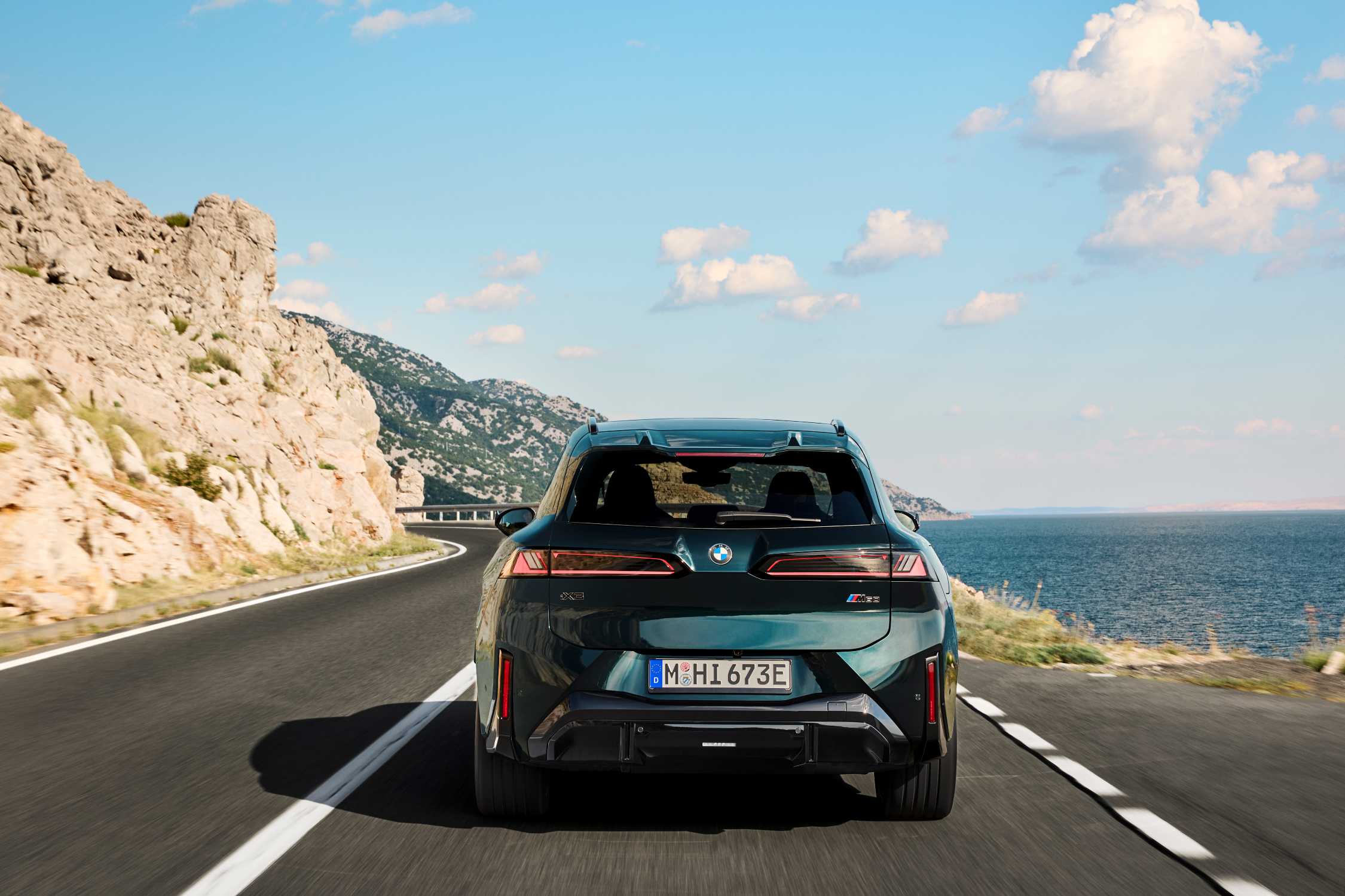 The new BMW iX3 M60 xDrive. (10/2026)