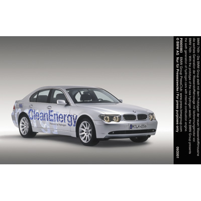 O BMW 745h movido a hidrogênio chega pela primeira vez á America