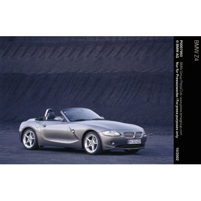 BMWロードスター Z4 3.0iにSMGを標準搭載した左ハンドル車を新たに