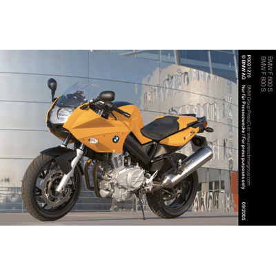 BMW's surprise revolution - the new BMW F800 S twin-cylinder