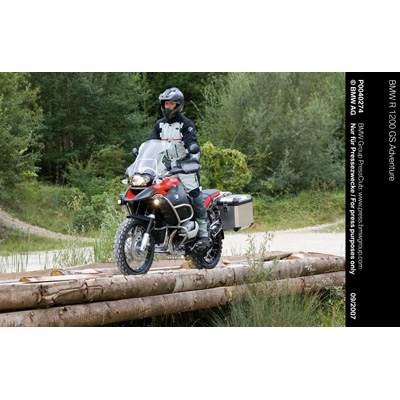 BMW MOTORRAD PRESS KIT: THE NEW BMW R 1200 GS ADVENTURE