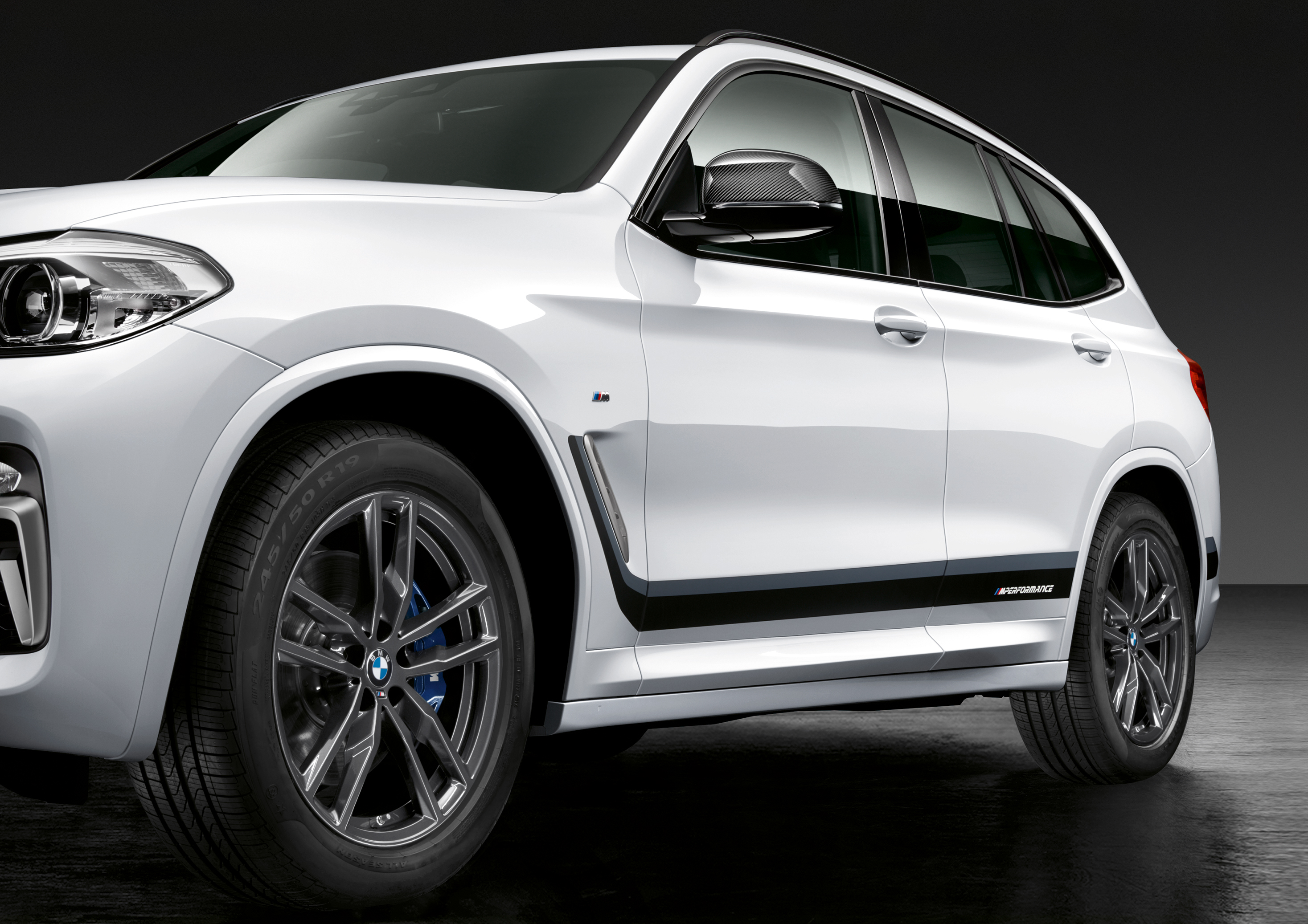 Шины бмв x4. BMW g01 m Performance. BMW x3 g01. BMW x3 g01 m Performance. BMW x4 g02 x line.