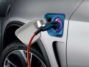 The BMW Concept X5 eDrive, charging socket cover (08/2013)