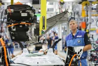 BMW i3 Production Plant Leipzig: Assembly (09/13)