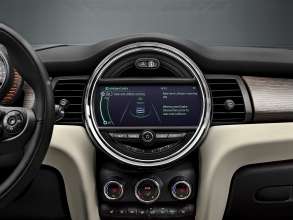 Rear-end collision warning with city braking function. (11/2013)