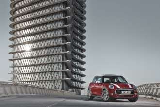 MINI Cooper. (11/2013)