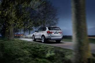 The BMW Concept X5 eDrive (04/2014).