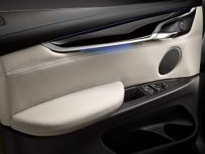 The BMW Concept X5 eDrive (04/2014).