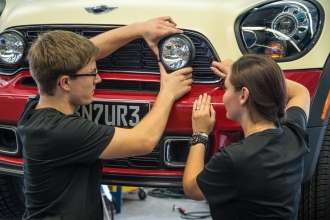 Making of the MINI Paceman Adventure. (04/2014)