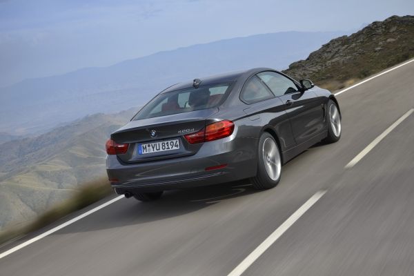 Bmw 300 sarjan pulttijako #7