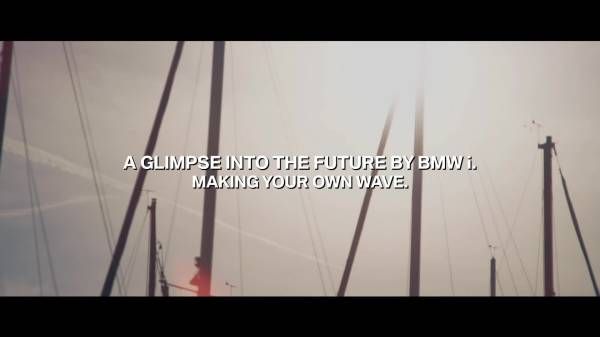 A glimpse into the future with BMW i.
"Making your own wave."
(Electric car as an electricity dispenser)